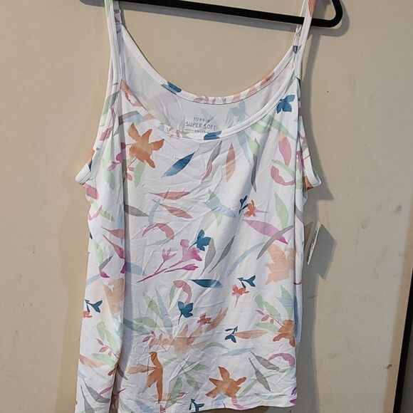 Torrid top  - Picture 1 of 4